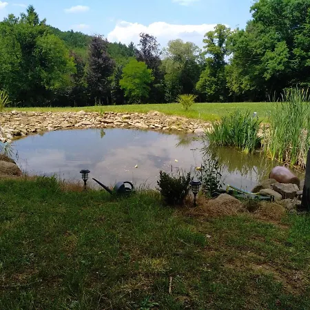 Pierre Deluen Domaine De La Grange De Quaire فندق مبيت وإفطار