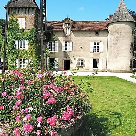 Pierre Deluen Domaine De La Grange De Quaire Bed & Breakfast