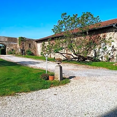 Bed & Breakfast Pierre Deluen Domaine De La Grange De Quaire Chassenon