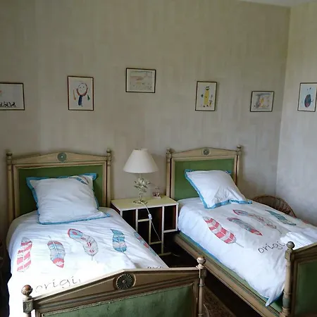 Pierre Deluen Domaine De La Grange De Quaire Bed and breakfast