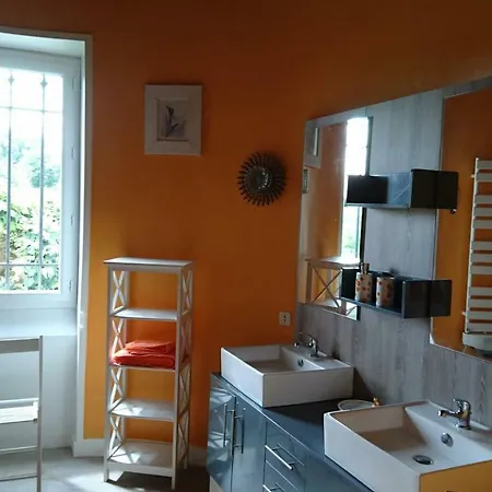 Pierre Deluen Domaine De La Grange De Quaire فندق مبيت وإفطار 3*
