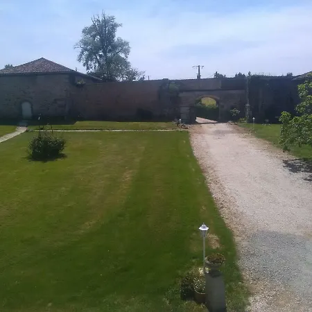 Pierre Deluen Domaine De La Grange De Quaire