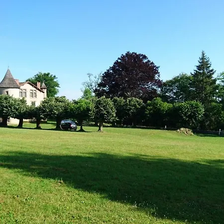 Pierre Deluen Domaine De La Grange De Quaire فندق مبيت وإفطار Chassenon