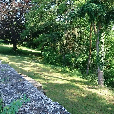 فندق مبيت وإفطار Pierre Deluen Domaine De La Grange De Quaire 3*
