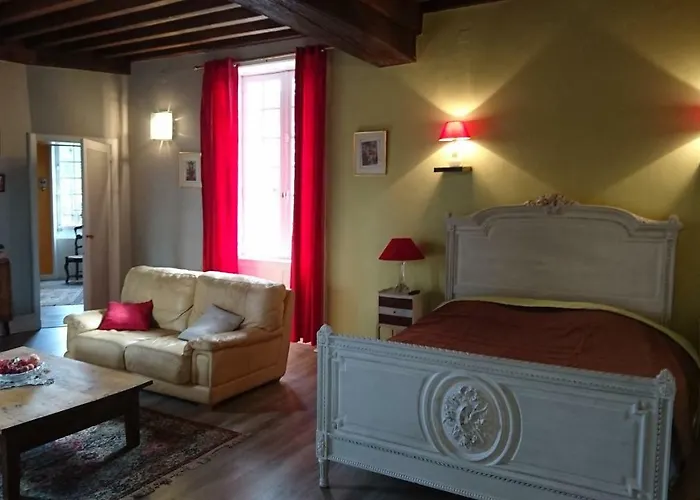 Pierre Deluen Domaine De La Grange De Quaire 3*