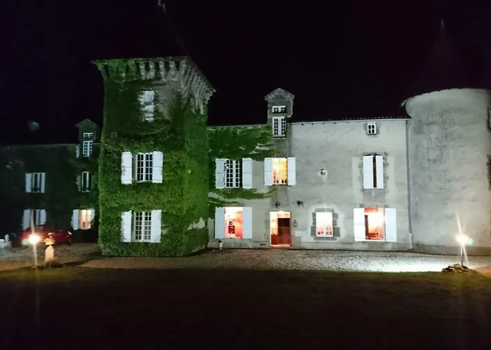 Bed & Breakfast Pierre Deluen Domaine De La Grange De Quaire 3*