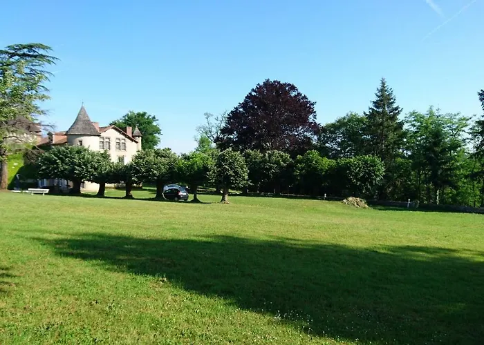 Pierre Deluen Domaine De La Grange De Quaire Bed & Breakfast Chassenon